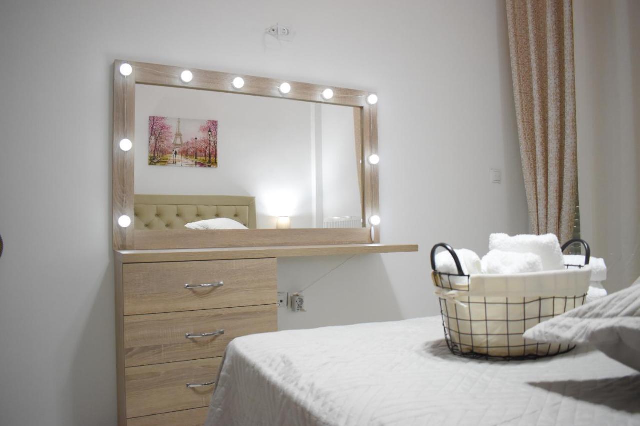 4Seasons Apartment Thebes ภายนอก รูปภาพ